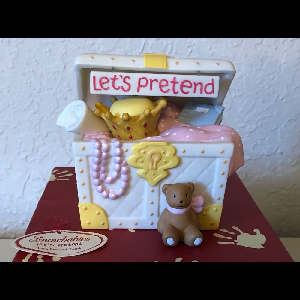 Dept56 Snowbabies Let’s Pretend Trunk